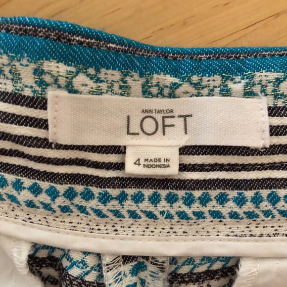 LOFT The Riviera short aqua/white pockets 4 - Picture 3 of 6